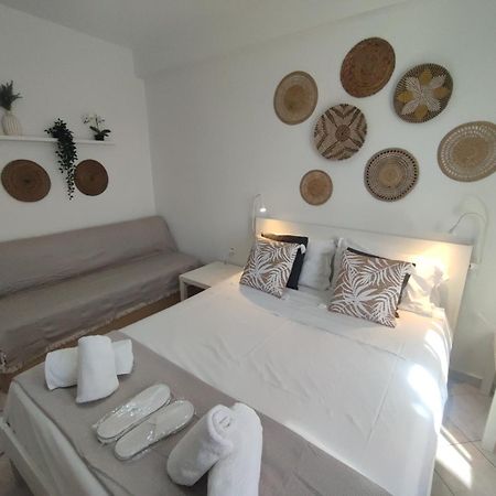 Seagull Apartments เนอาเปรามอส ภายนอก รูปภาพ