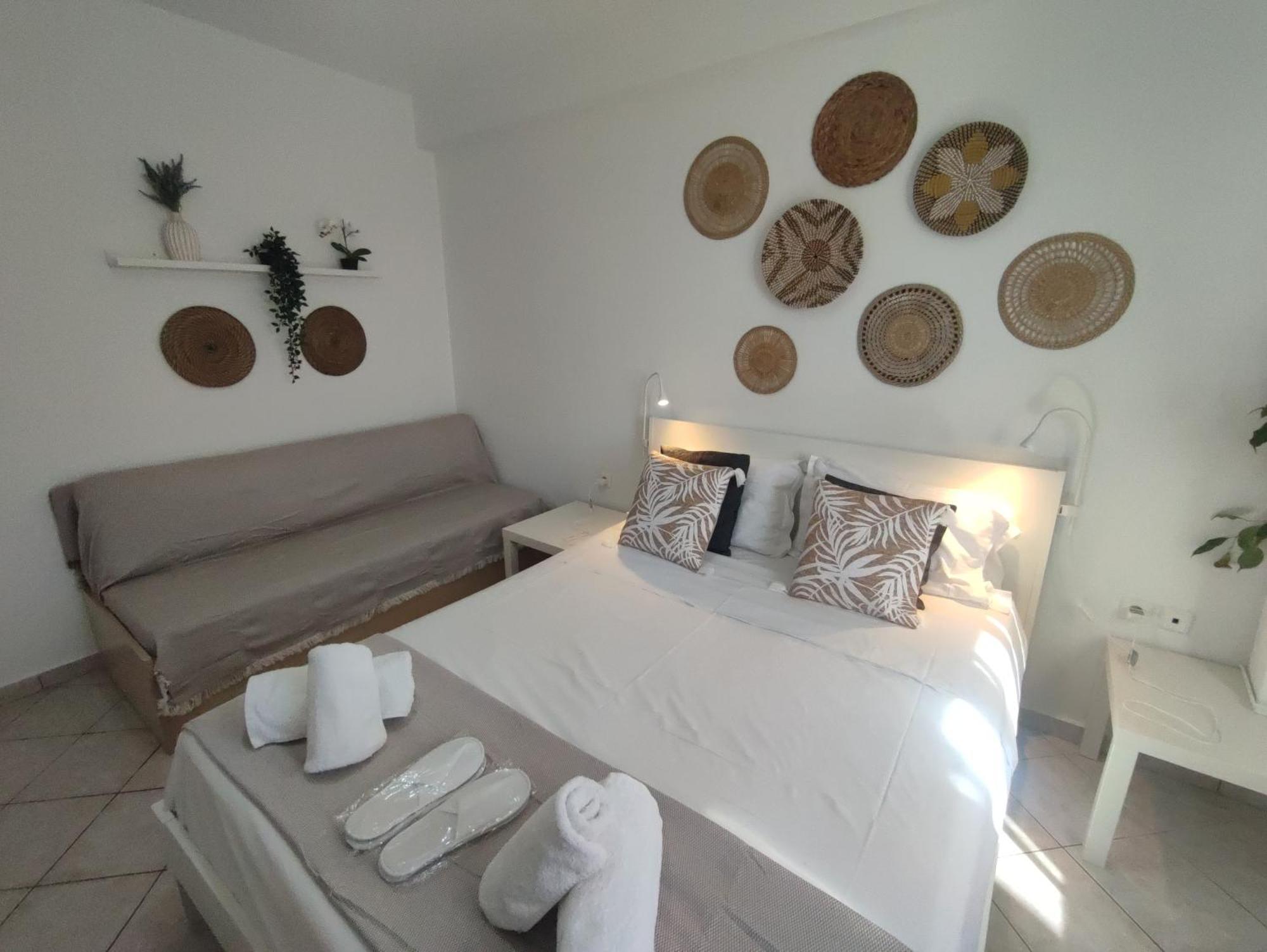 Seagull Apartments เนอาเปรามอส ภายนอก รูปภาพ