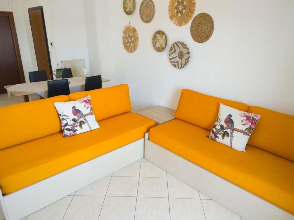 Seagull Apartments เนอาเปรามอส ภายนอก รูปภาพ