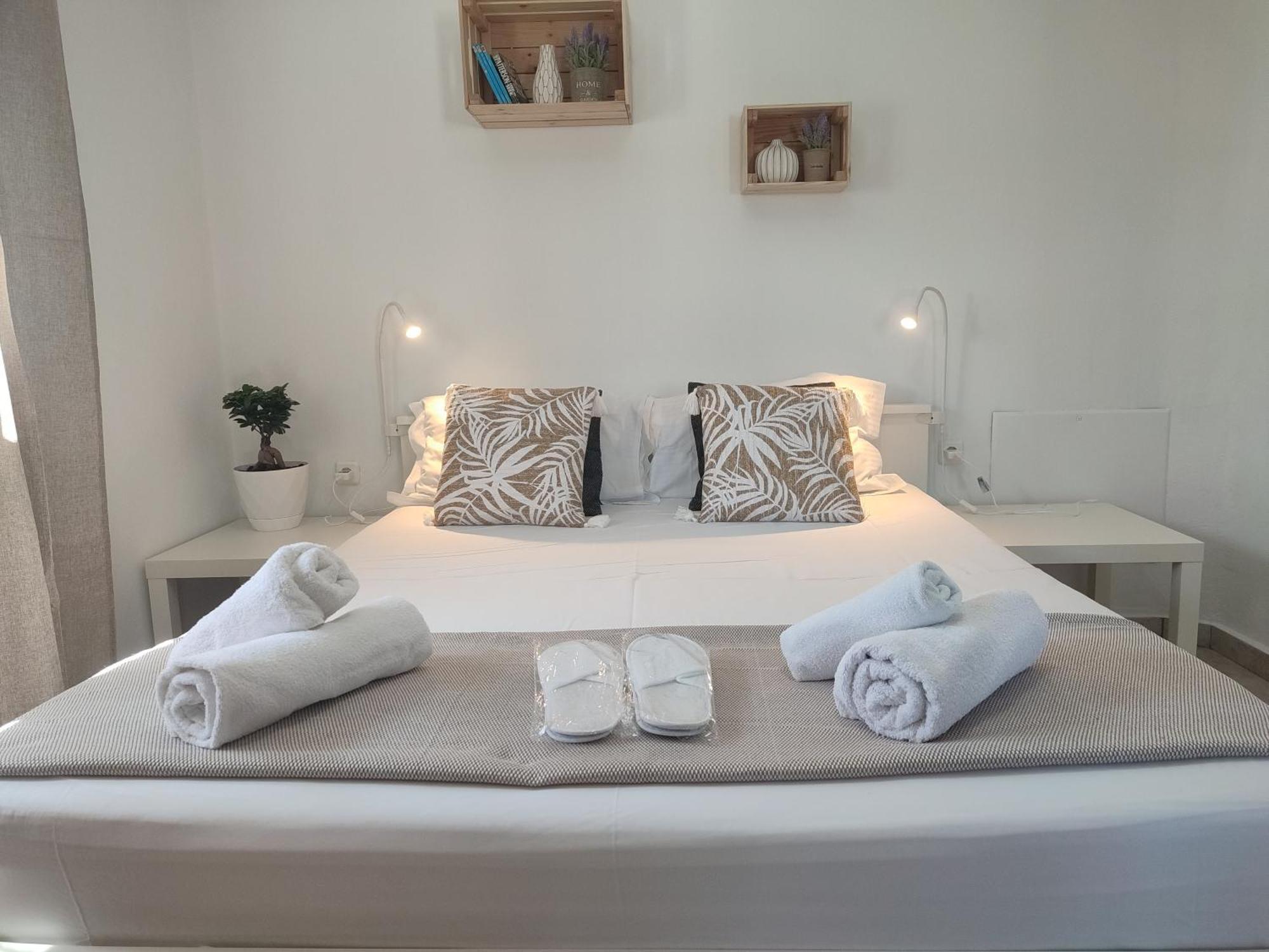 Seagull Apartments เนอาเปรามอส ภายนอก รูปภาพ